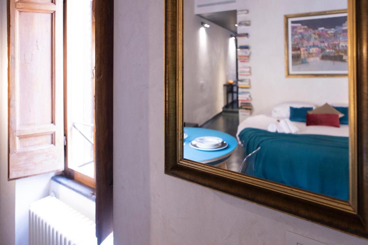 Greta Charming Suite In Trastevere Рим Экстерьер фото